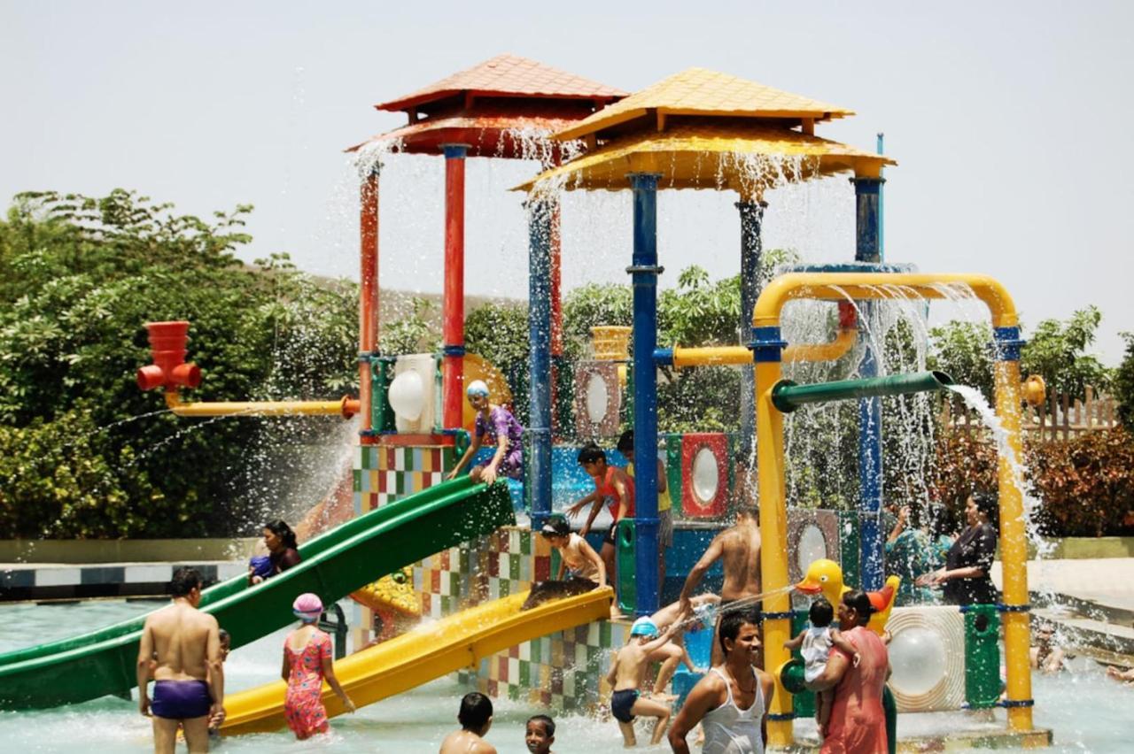 Complimentary Water Park Igatpuri Hotel Bagian luar foto