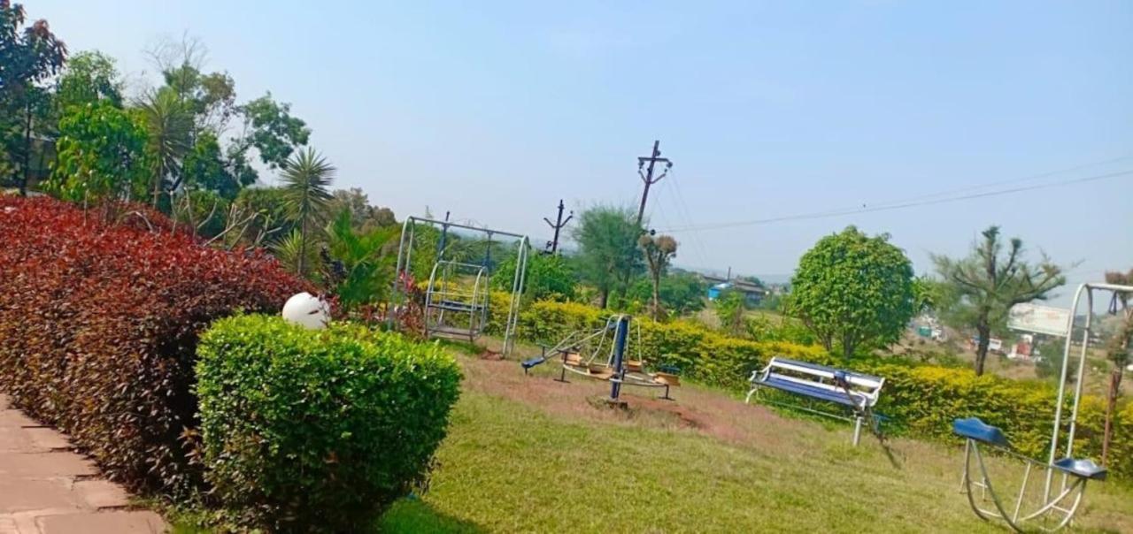 Complimentary Water Park Igatpuri Hotel Bagian luar foto